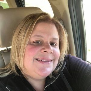 Meet your Posher, Sandy